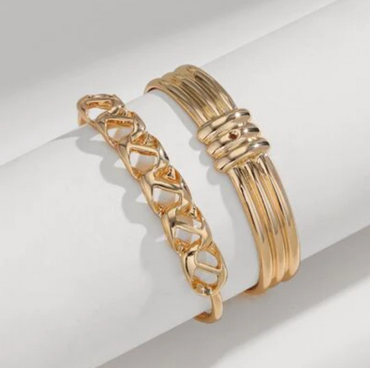 Layering Bracelets: Elevate Your Style with Versatility and Charm