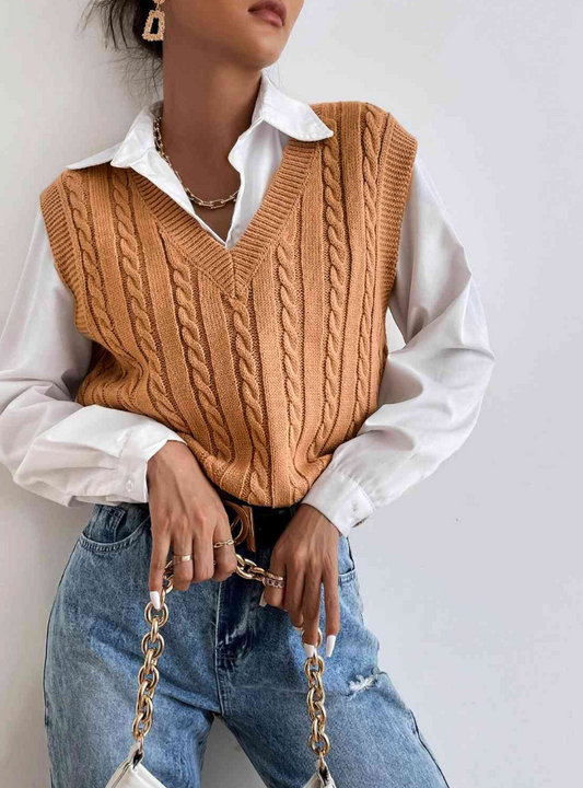 Gifts of Empowerment: Unwrapping Confidence and Style This Holiday Season